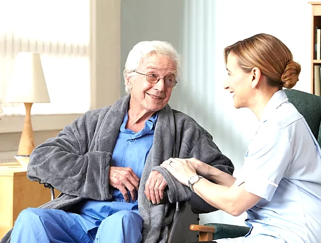 Услуги сиделки с проживанием